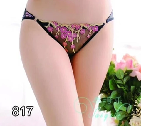 Embroidery Thong 817