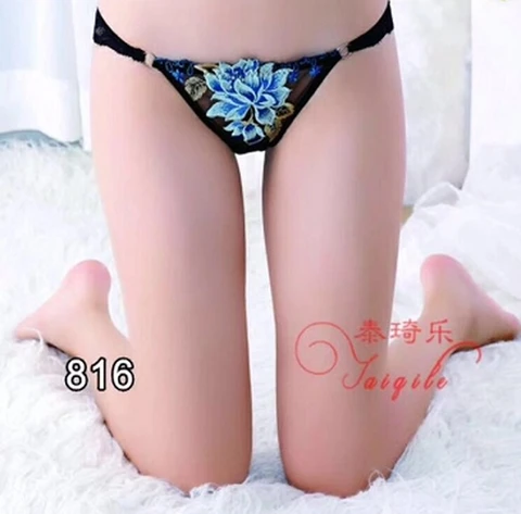 Embroidery Thong 816